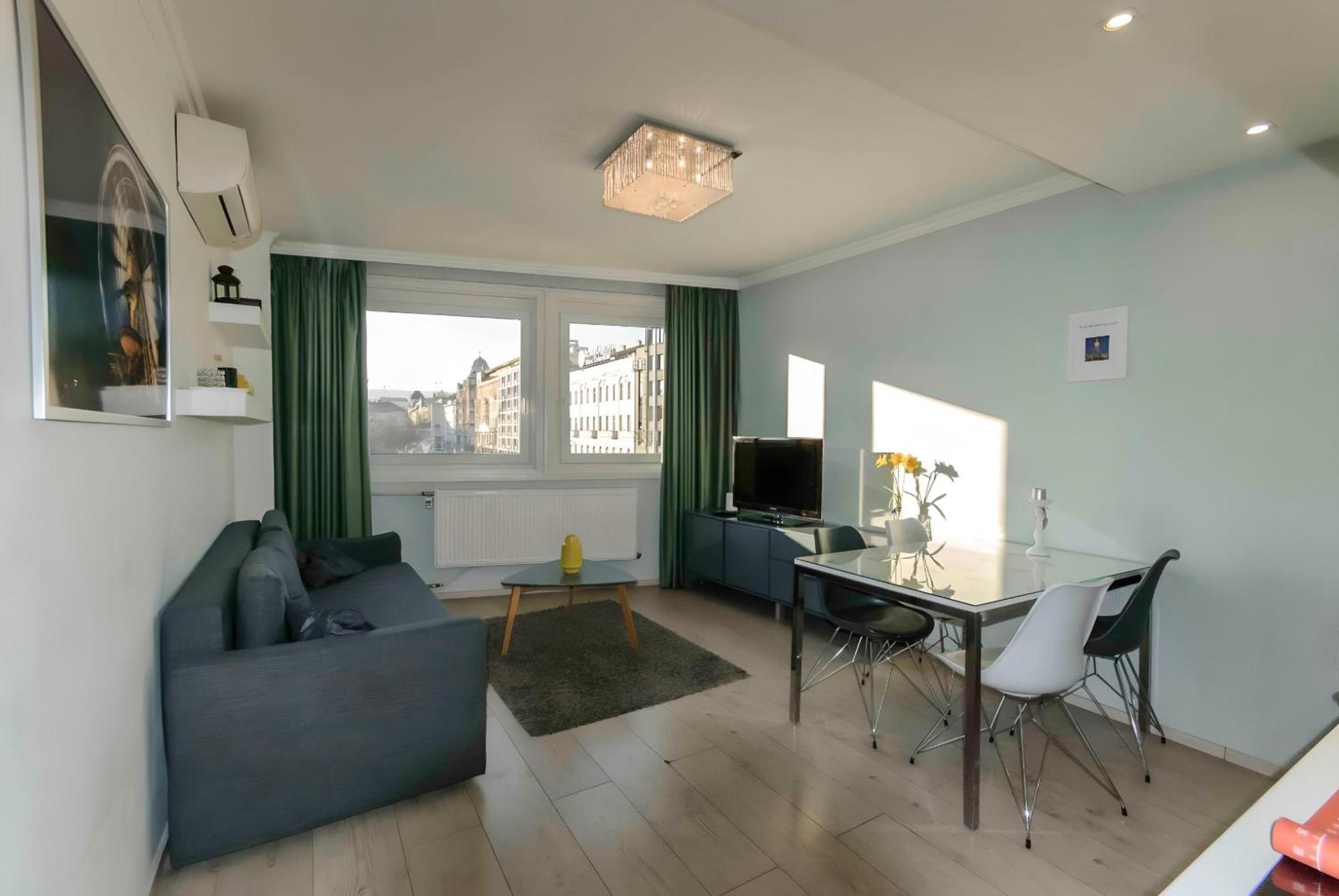 Big Wheel Panoramica Apartment Budapešť Exteriér fotografie